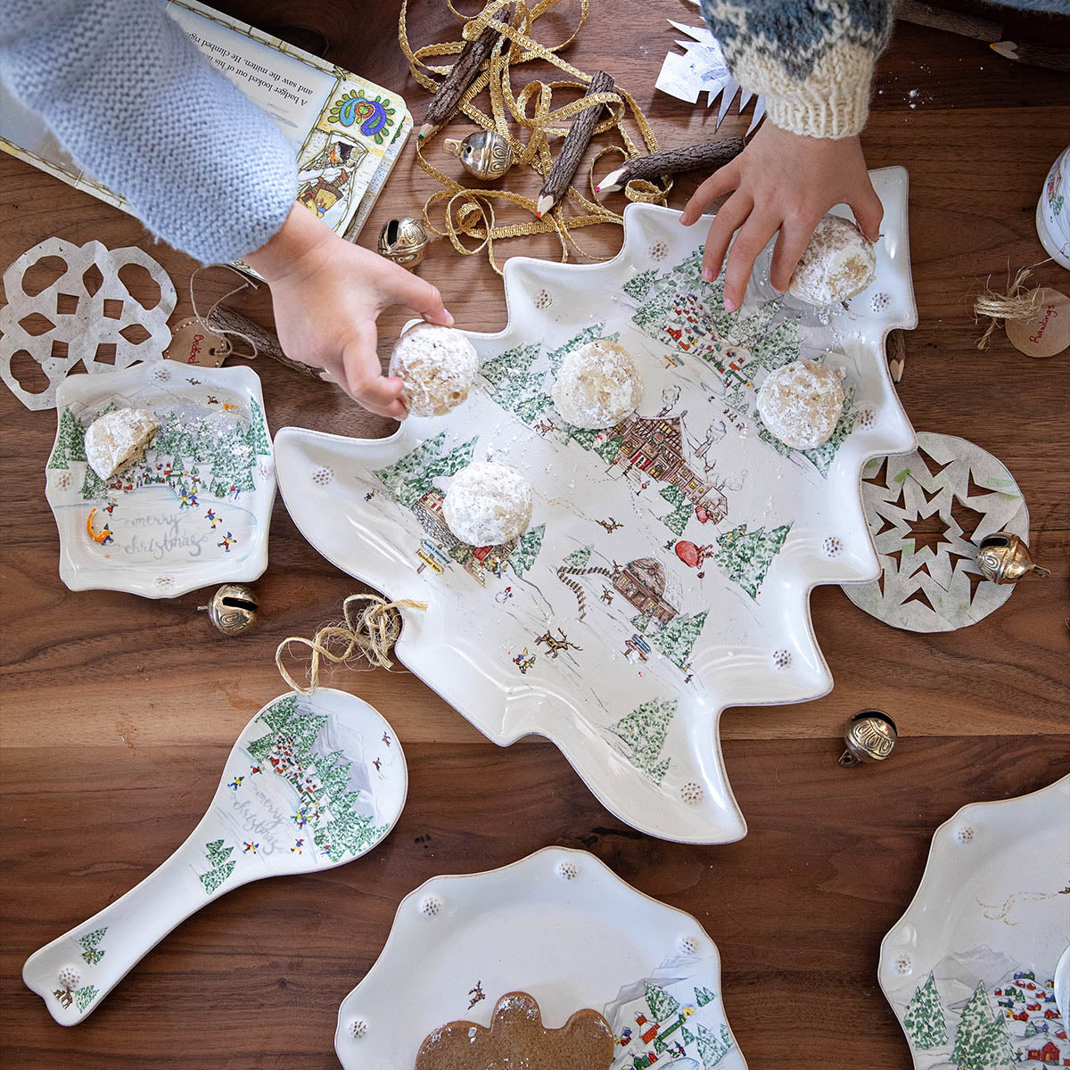 Berry & Thread North Pole 15 Tree Platter - Image 3
