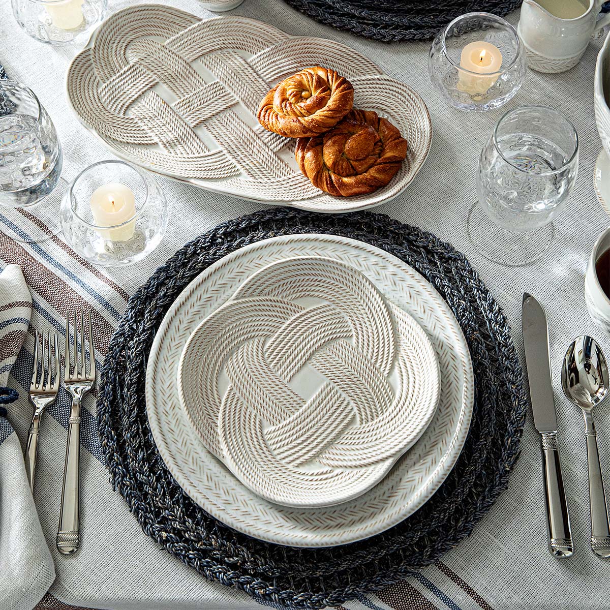 Le Panier Dinner Plate - Whitewash - Image 3