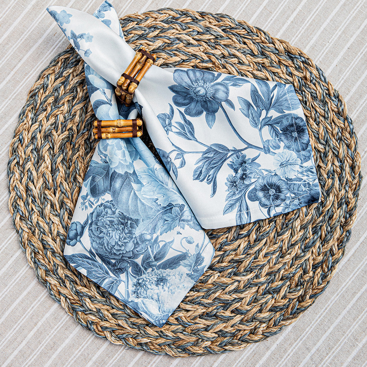 Field of Flowers Napkin Set/4 - Chambray - Image 4