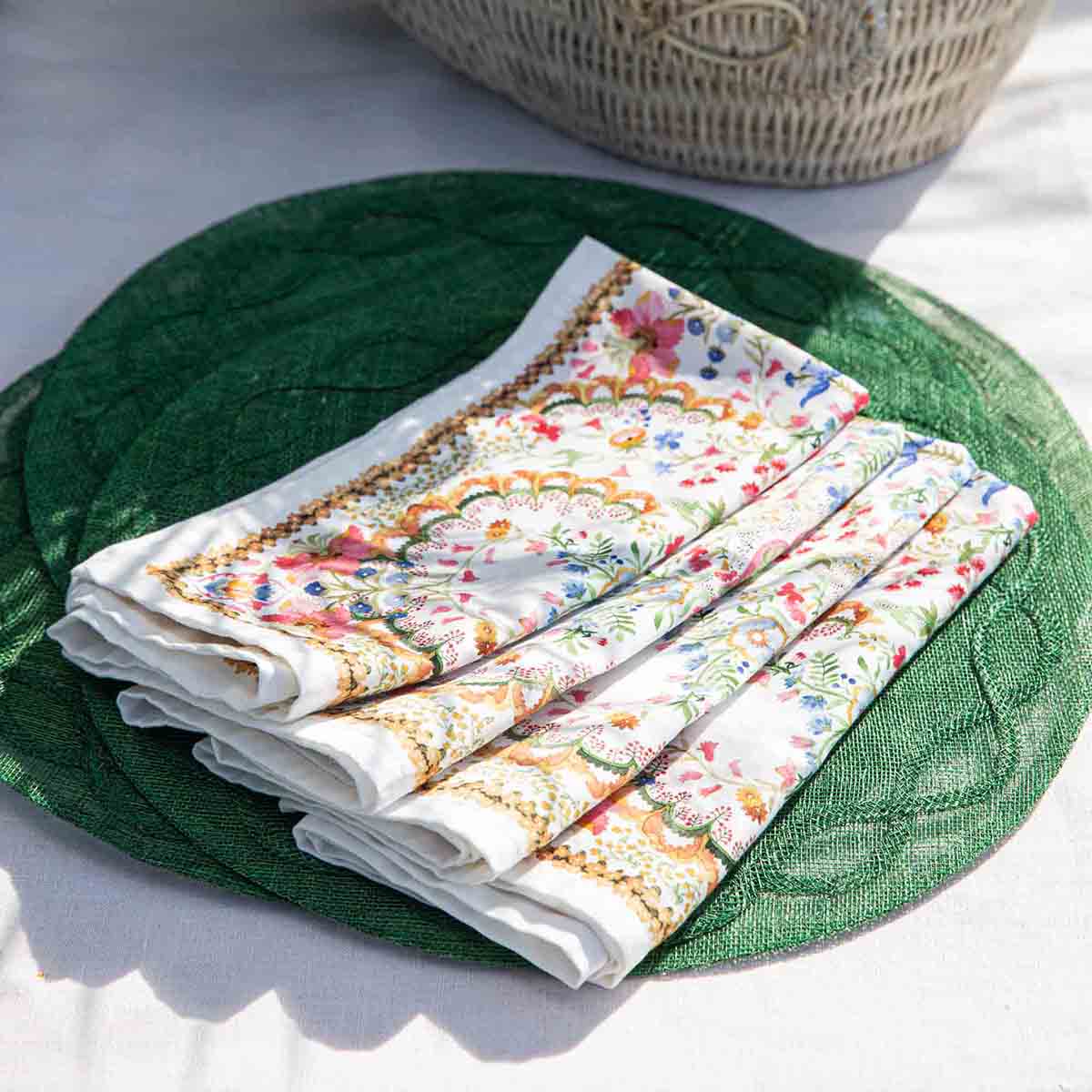 Tuileries Garden Placemat - Basil - Image 2
