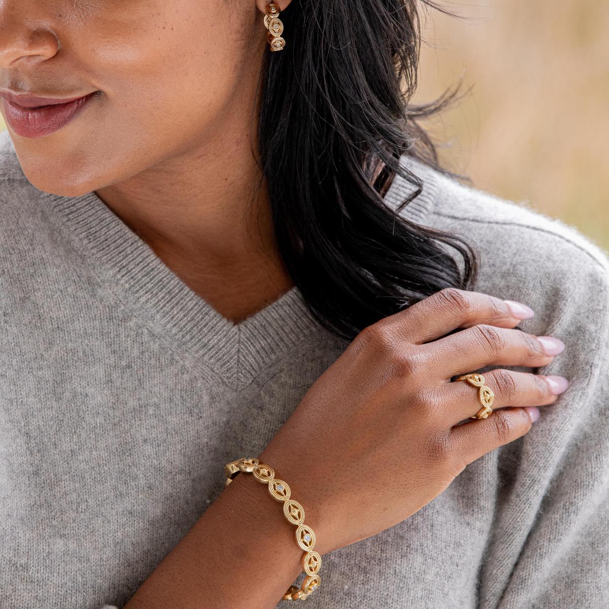 Monique Ring - Gold - Image 6