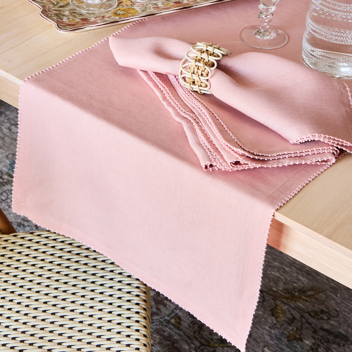 Berry Scallop 18 x 90 Table Runner - Pink - Image 3