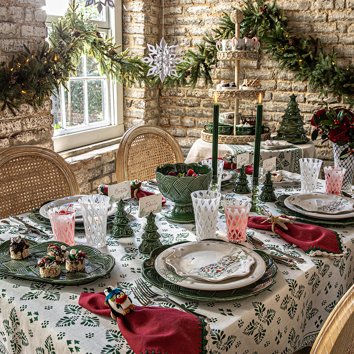 Iberian Border 60 x 120 Tablecloth - Evergreen - Image 5