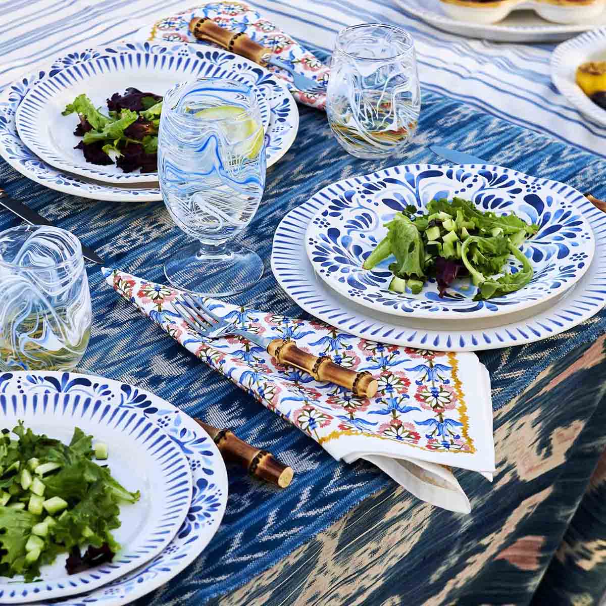 Emilie Napkin Set/4 - Chambray - Image 4