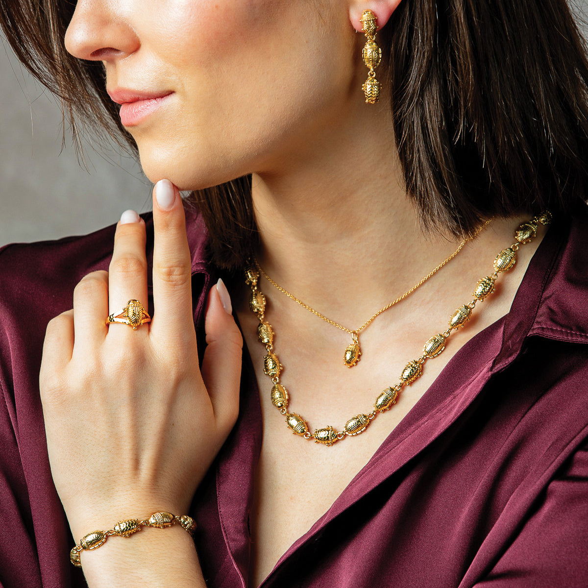 Scarab Petite Linear Link Necklace. 18+1 - Gold - Image 4