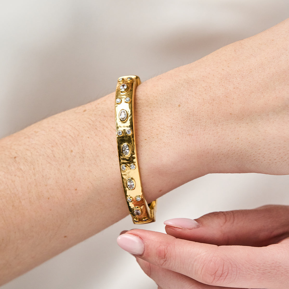 Maharani Hinged Bangle - Clear Cubic Zirconia - Image 2