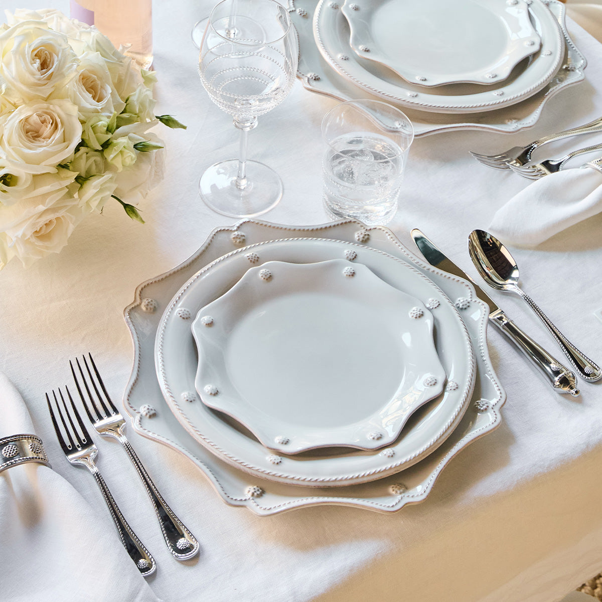Berry & Thread Scalloped Charger/Platter – Whitewash - Image 3