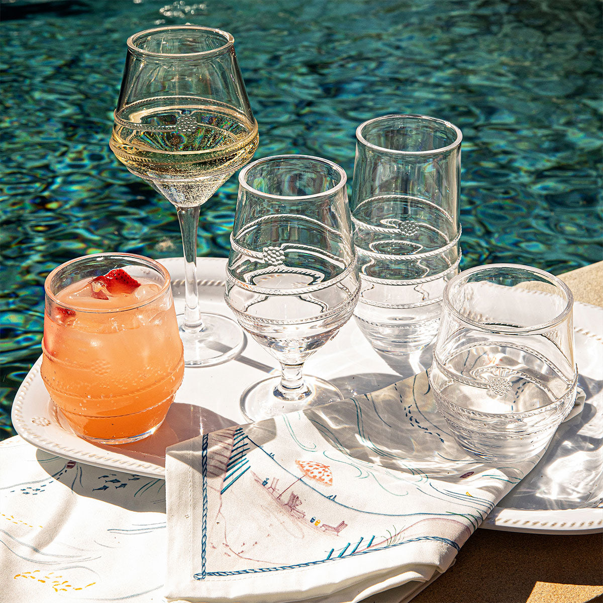 Amalia Acrylic Wine Glass Set/4 - Image 4