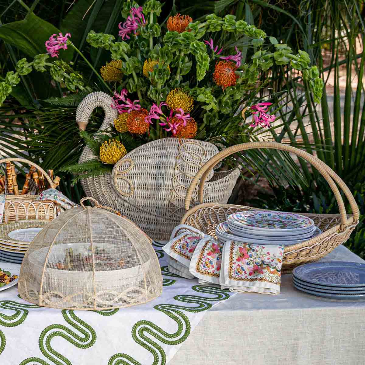 Tuileries Garden Mesh Round Food Cover Set/2pc - Natural - Image 7