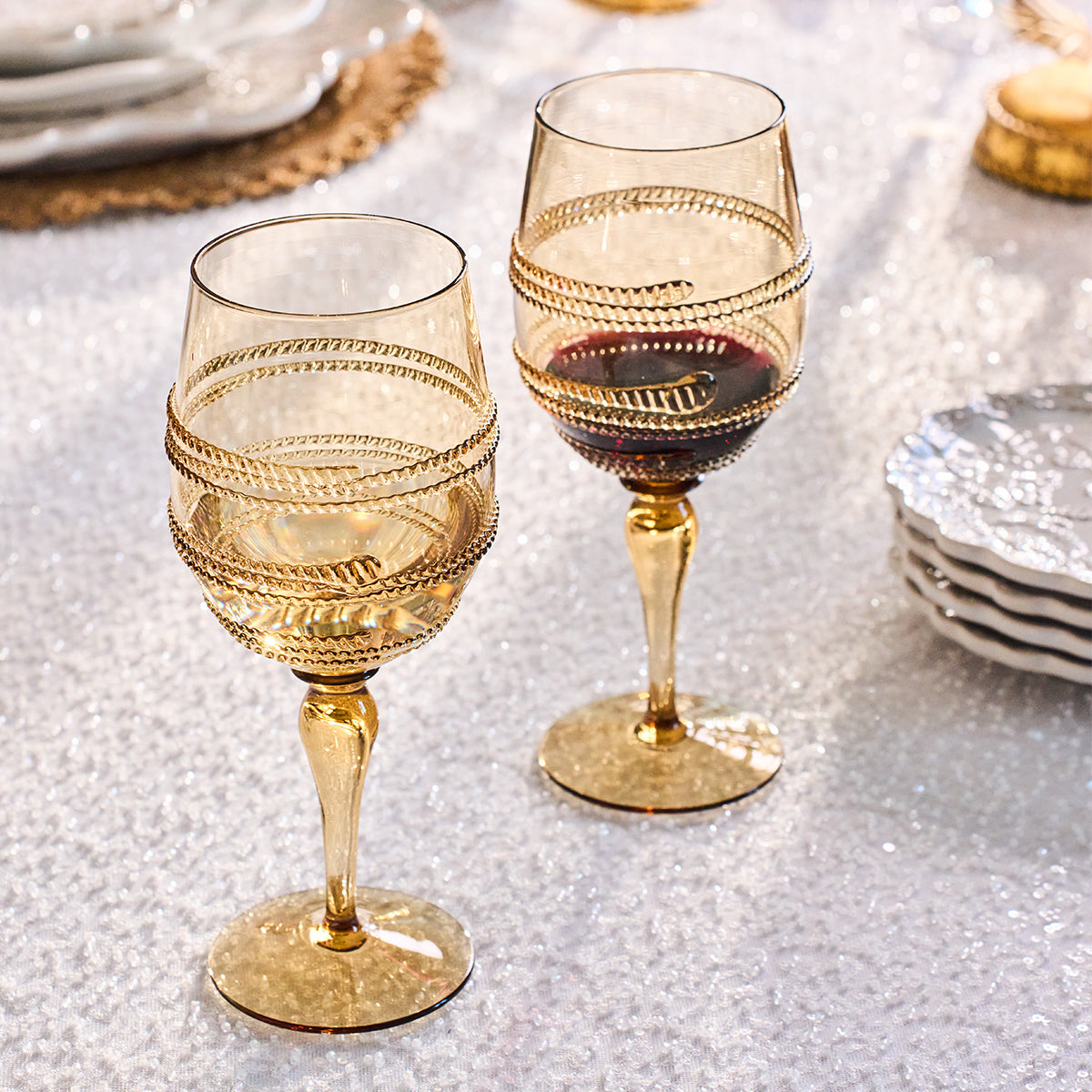 Ella Wine Glass - Amber - Image 3