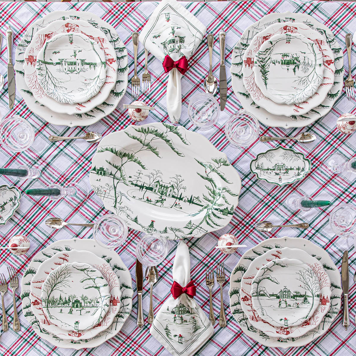 Country Estate Winter Frolic Party Plate Assorted Set/4 - Evergreen - Image 5