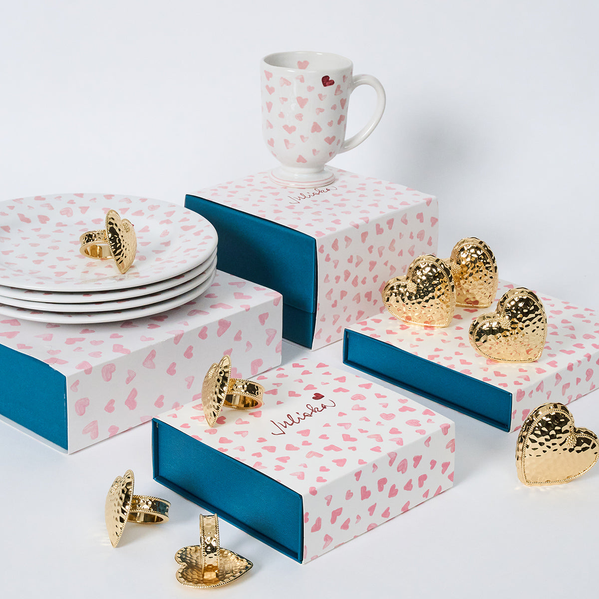 Berry & Thread Heart Napkin Ring Set/4 - Gold - Image 9