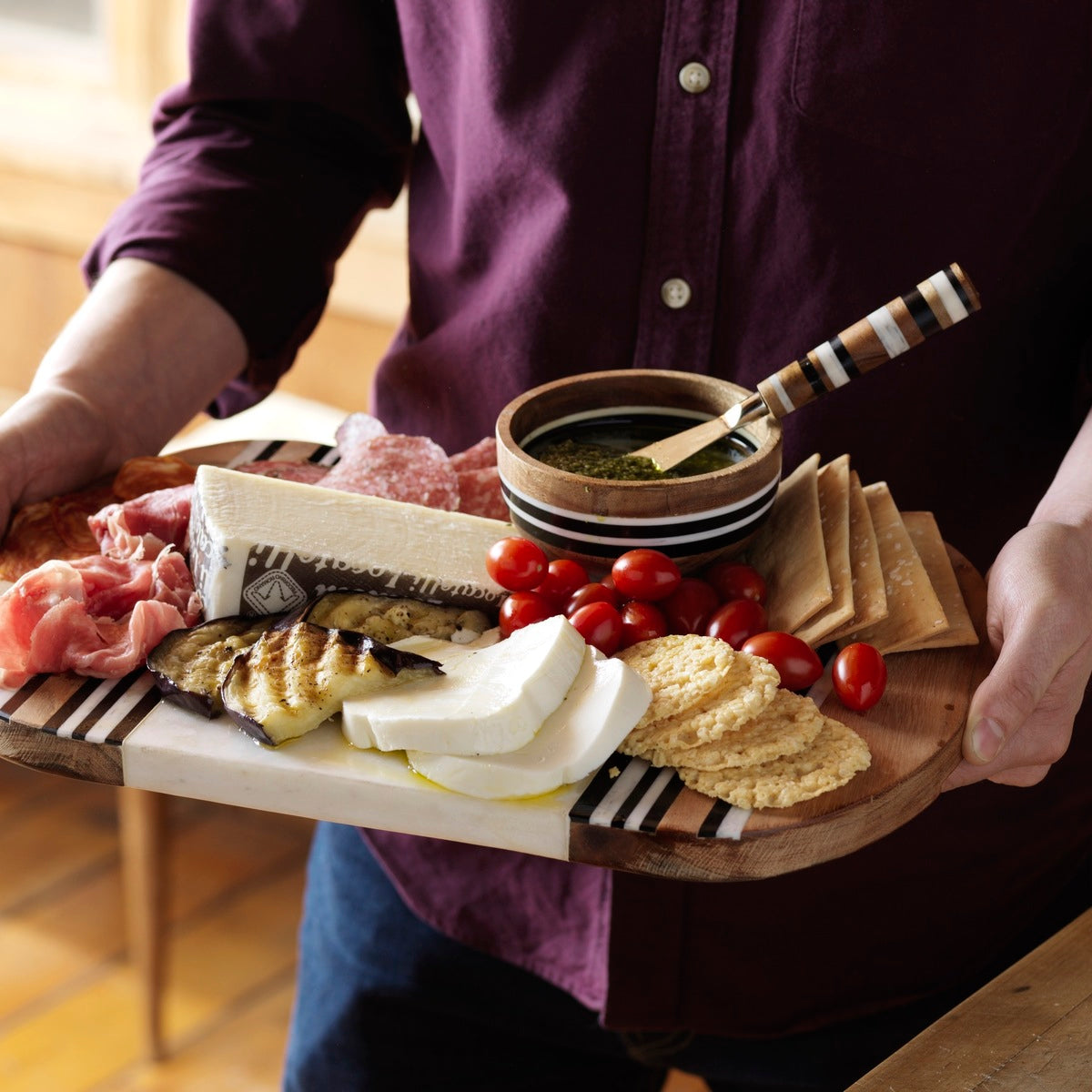 Stonewood Stripe 15 Serving Board with Spreader - Image 4