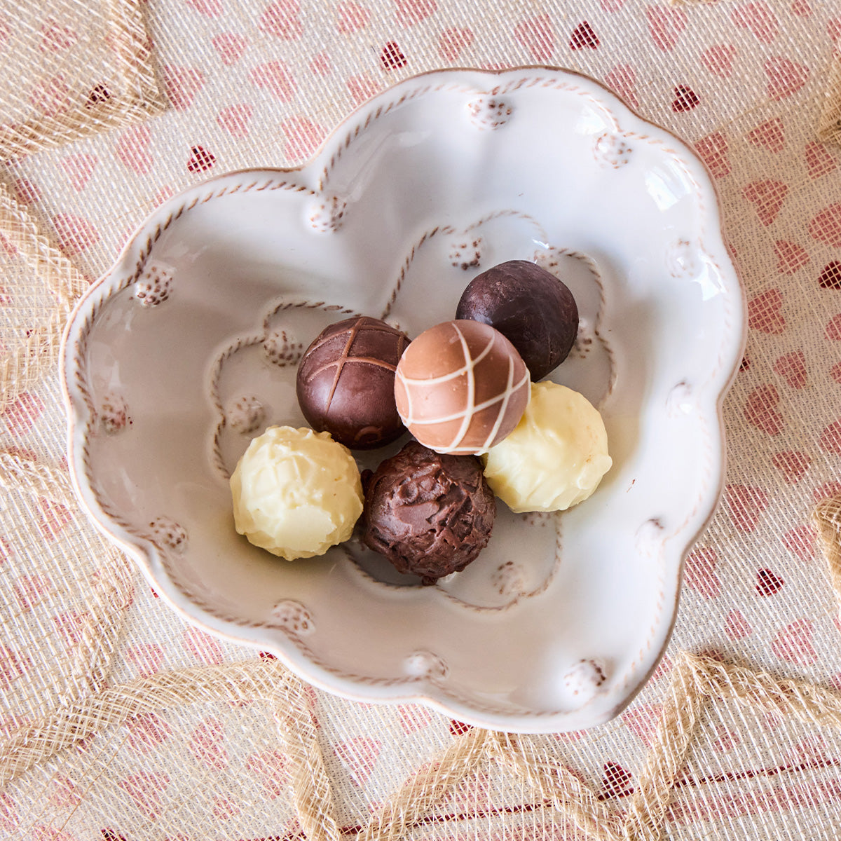 Berry & Thread 6.5 Heart Bowl - Whitewash - Image 4