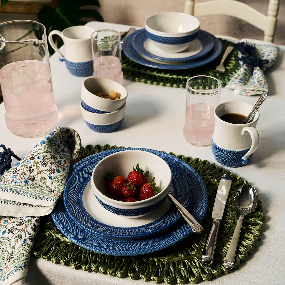 Le Panier 4pc Place Setting - Delft Blue - Image 3