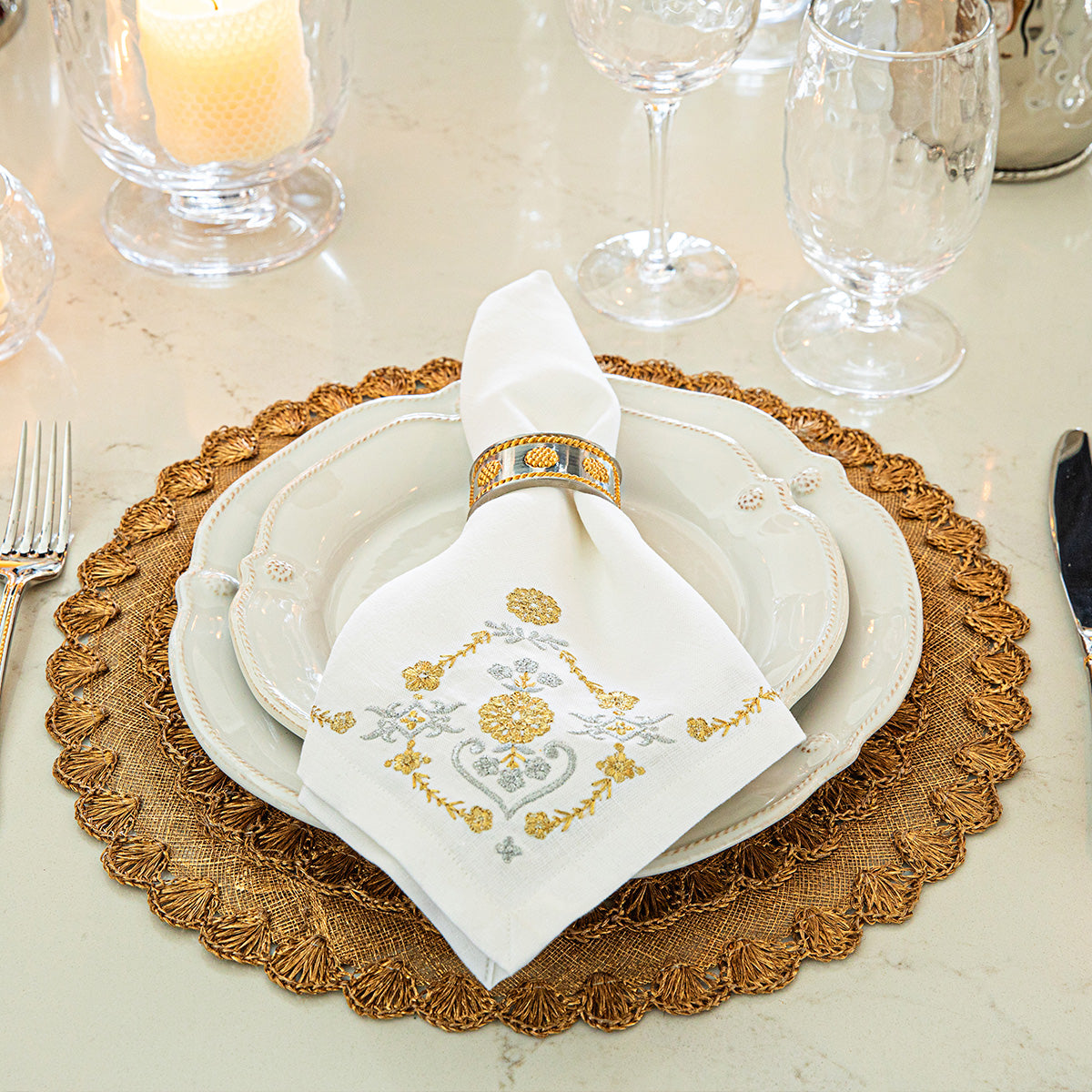Heidi Embroidered Napkin Set/4 - Gold/Silver - Image 4