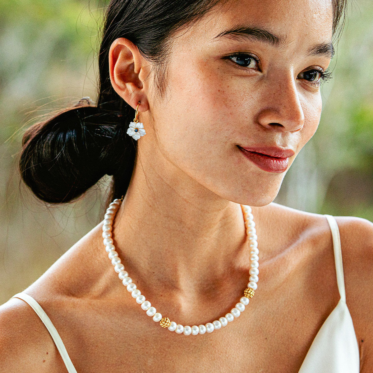 Berry Single Strand Necklace. 16+2'' - Pearl - Image 2